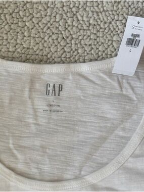 GAP White Mens NWT Tank Top - White Size Large